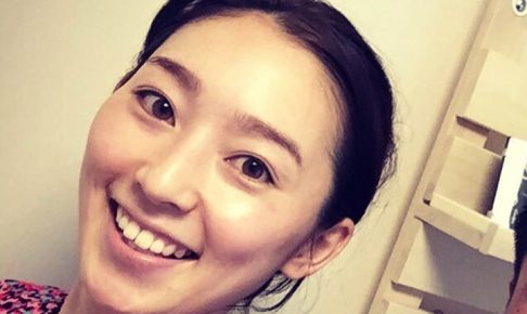 殿柿佳奈　モデル